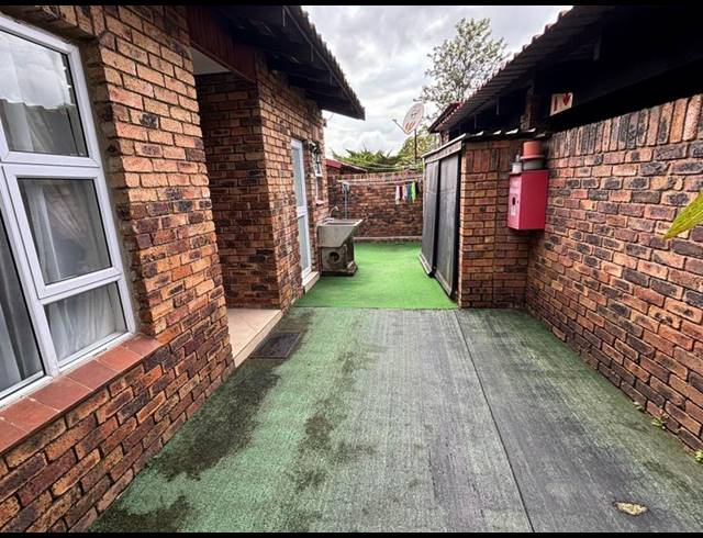 3 BEDROOM PROPERTY TO RENT IN BUCCLEUCH